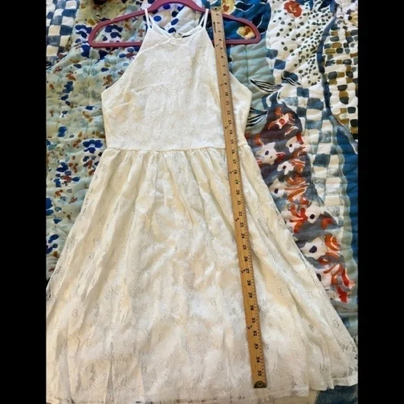 AQUA BLOOMINGDALE’S M Lace High-Neck Sleeveless Mini Dress - Picture 8 of 10